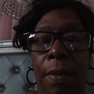 Meet your Posher, Annette